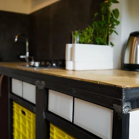 Extra Design Flat Close To Danube شقة